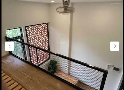 listing card gallery