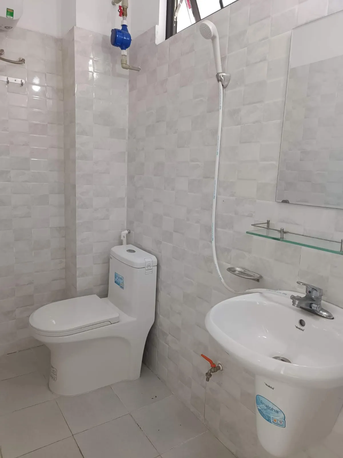 listing card gallery